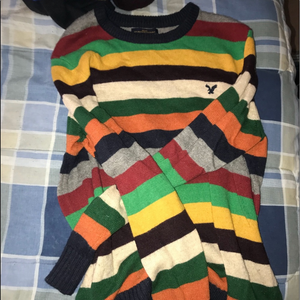 American Eagle sweater